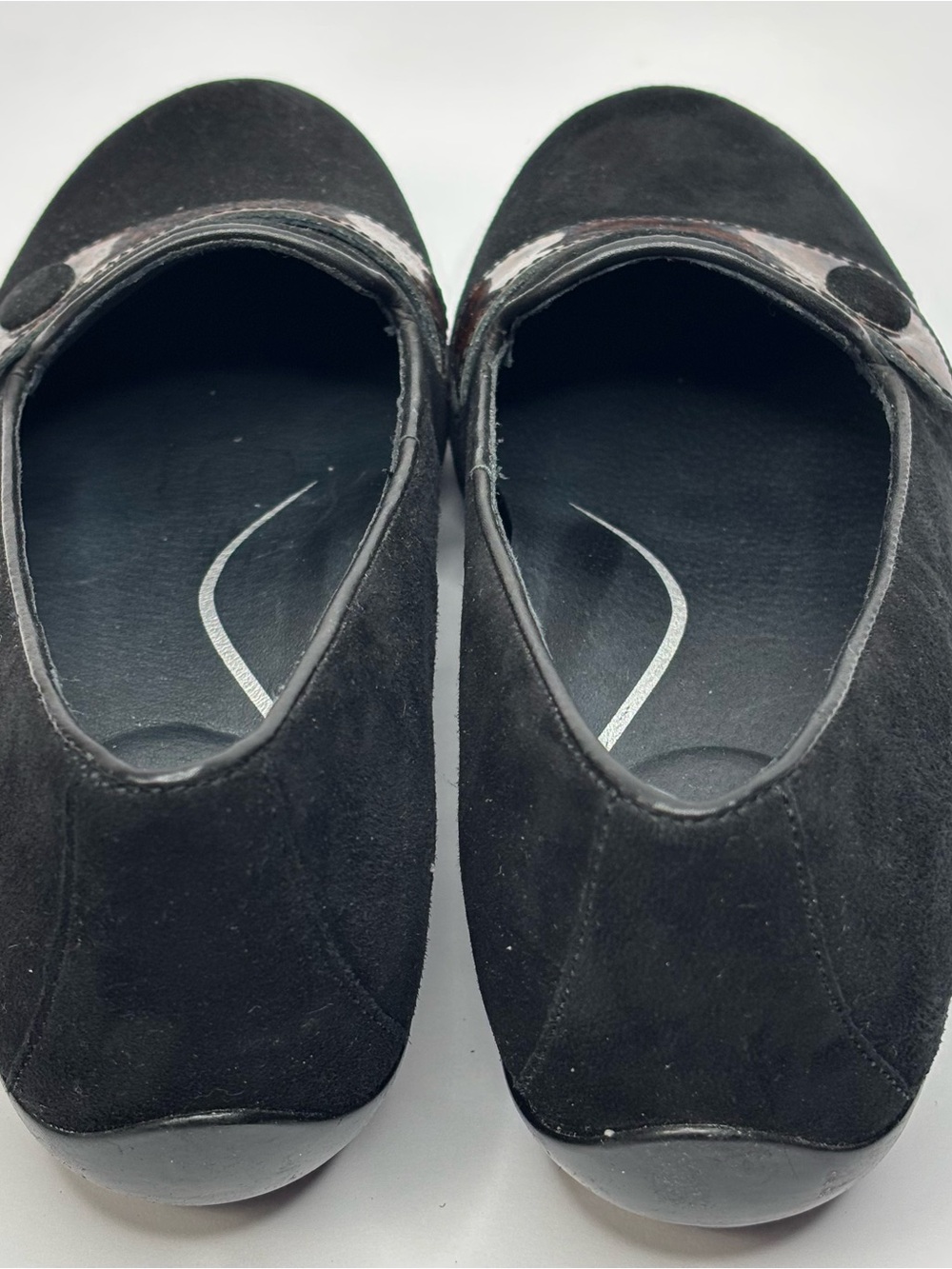 New Dansko Olena black suede loafers tortoise print patent leather trim Size 37 - Picture 7 of 14